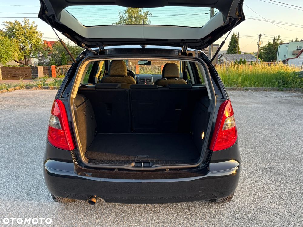 Mercedes-Benz Klasa A 180 CDI Avantgarde DPF Special Edition - 8