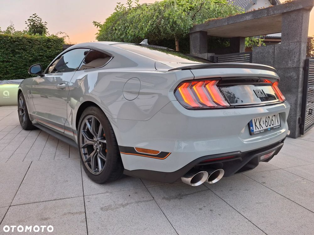 Ford Mustang - 9