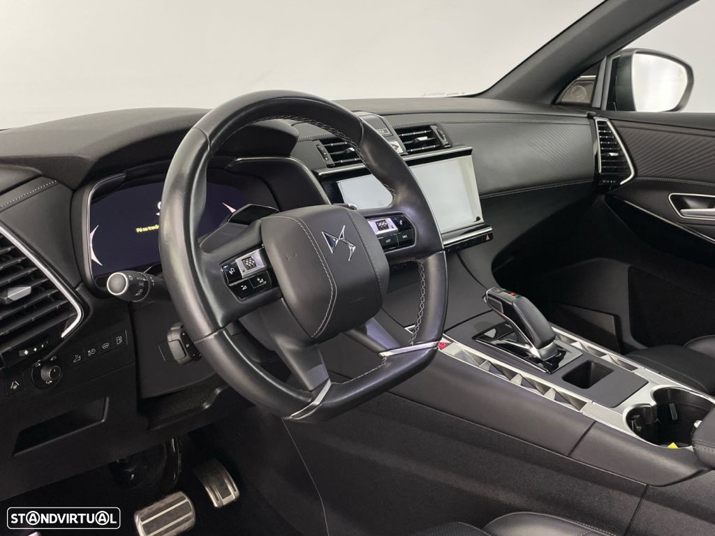 DS DS7 Crossback E-Tense Performance Line EAT8 - 17
