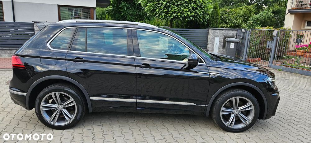 Volkswagen Tiguan - 11