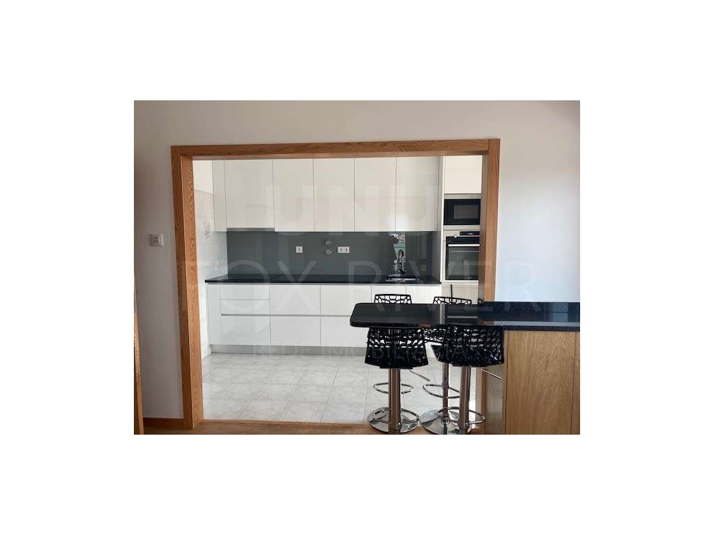 Apartamento T2 - Darque - Grande imagem: 2/21
