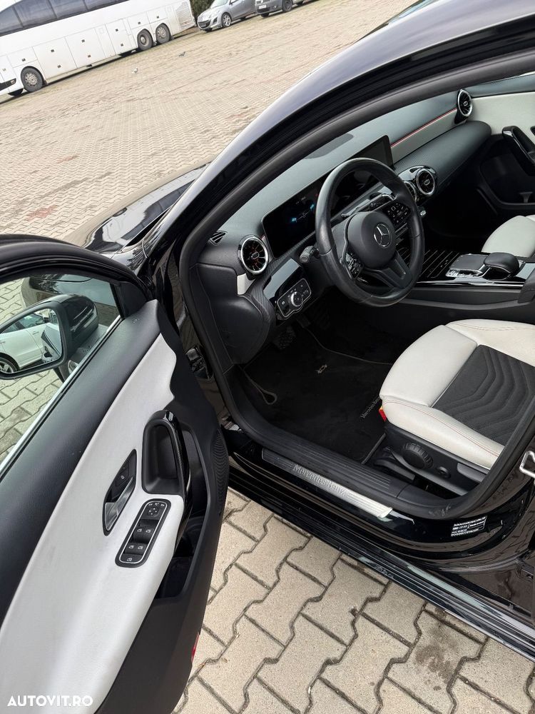 Mercedes-Benz A 180 d 7G-DCT AMG Line - 18