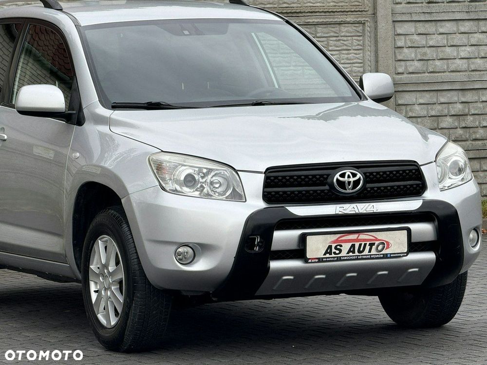 Toyota RAV4 2.2 D-4D 4x4 Executive - 23