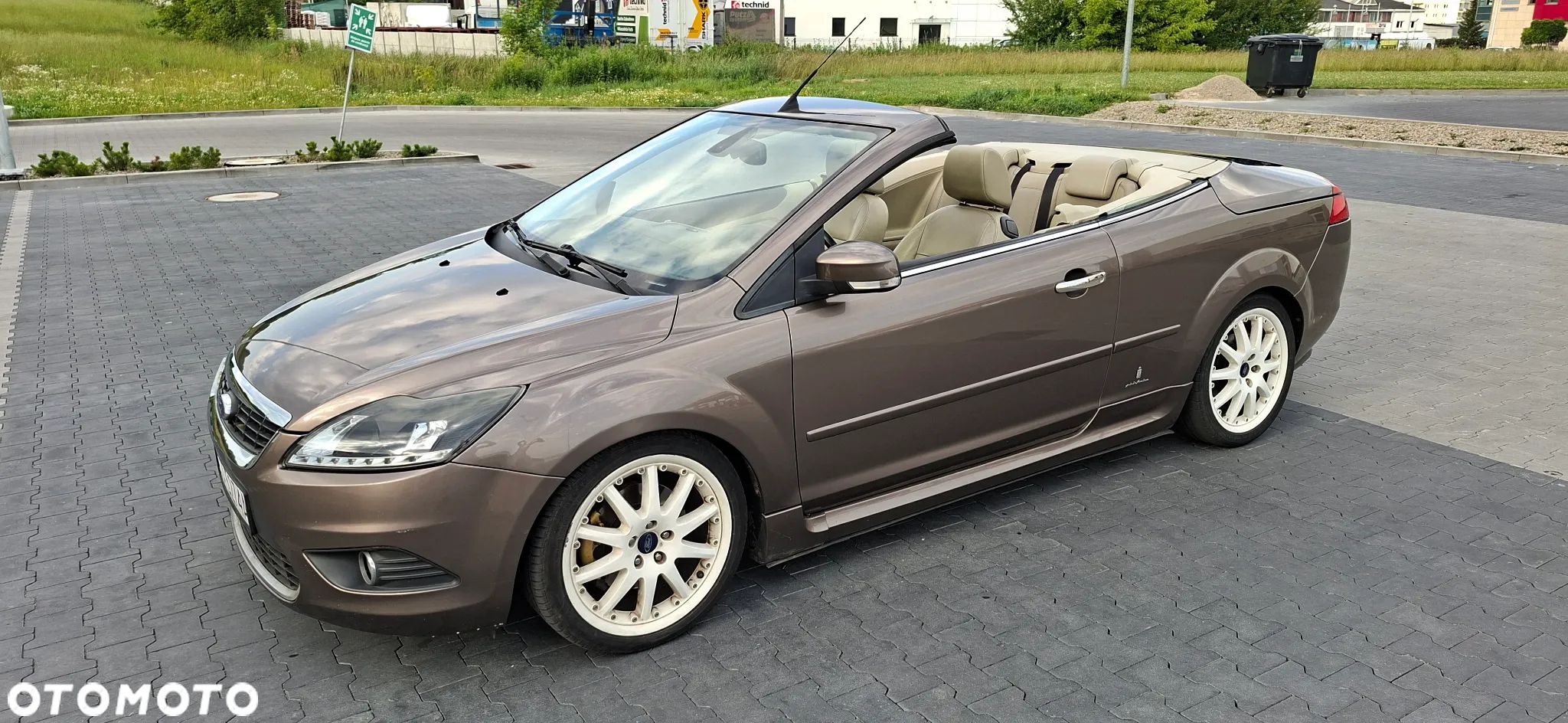 Ford Focus Coupe-Cabriolet 2.0 TDCi DPF Titanium - 1