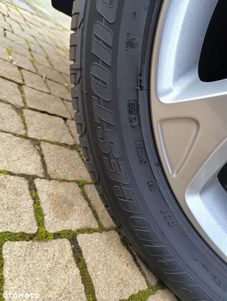 Mercedes-Benz GLA 200 Urban - 34