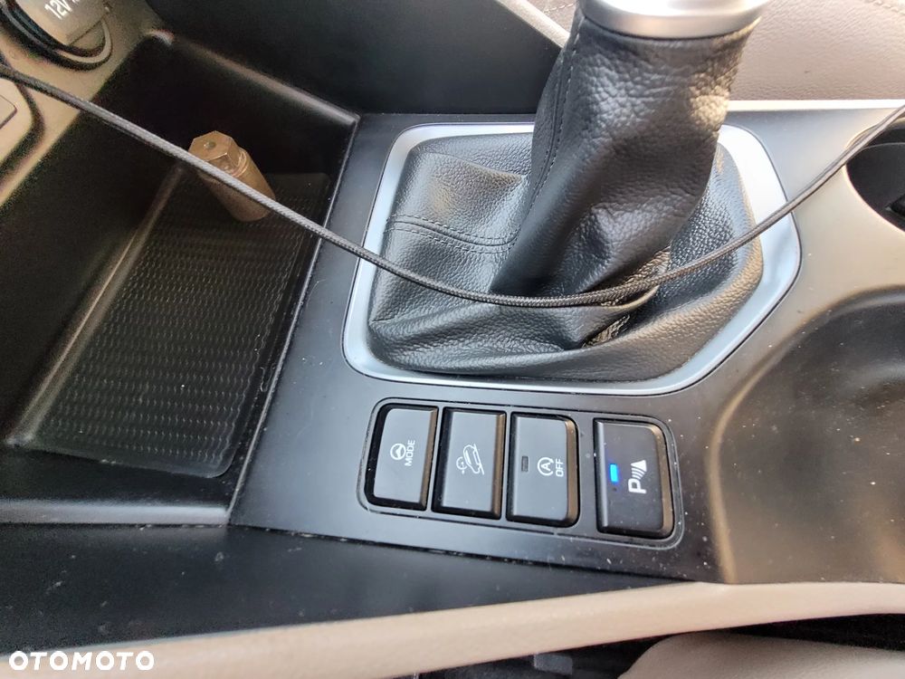 Hyundai Tucson 2.0 CRDI BlueDrive GO Plus 2WD - 40