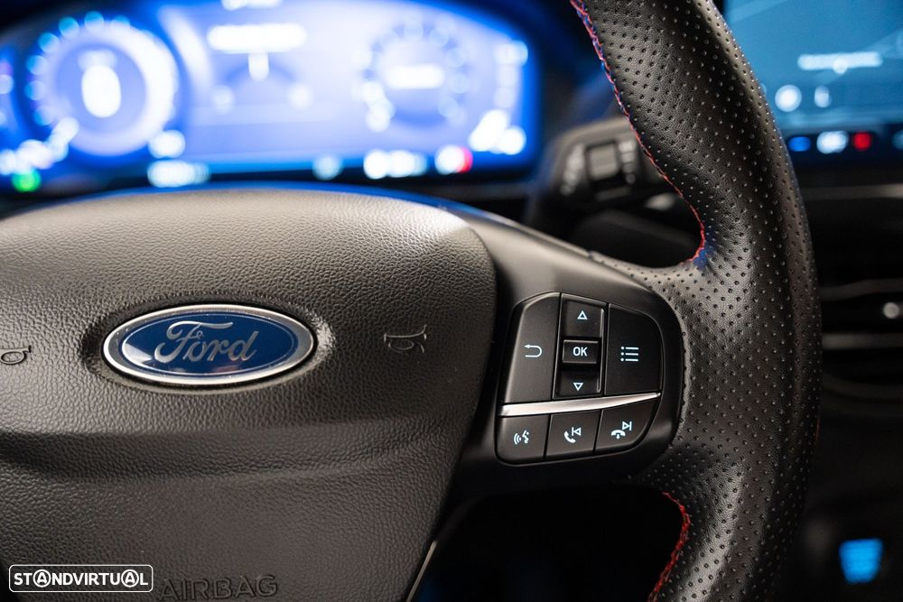 Ford Focus 1.0 EcoBoost MHEV ST-Line - 23