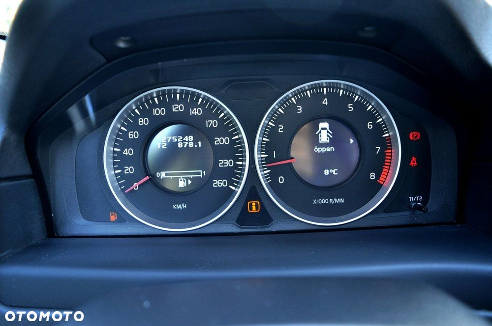 Volvo V70 2.5T Kinetic - 14