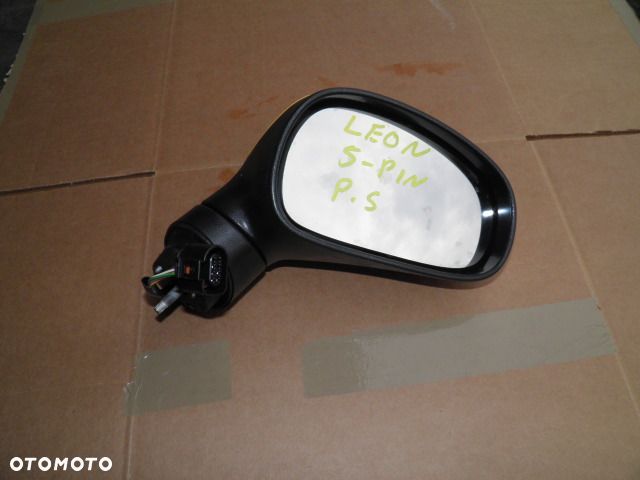 LUSTERKO PRAWE SEAT LEON II 5 PIN 2006r 2011r