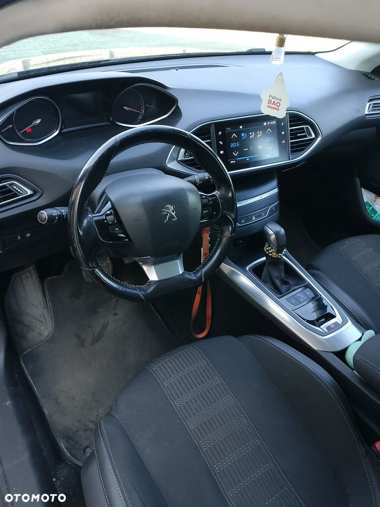 Peugeot 308 BlueHDi 120 EAT6 Stop & Start Allure - 5