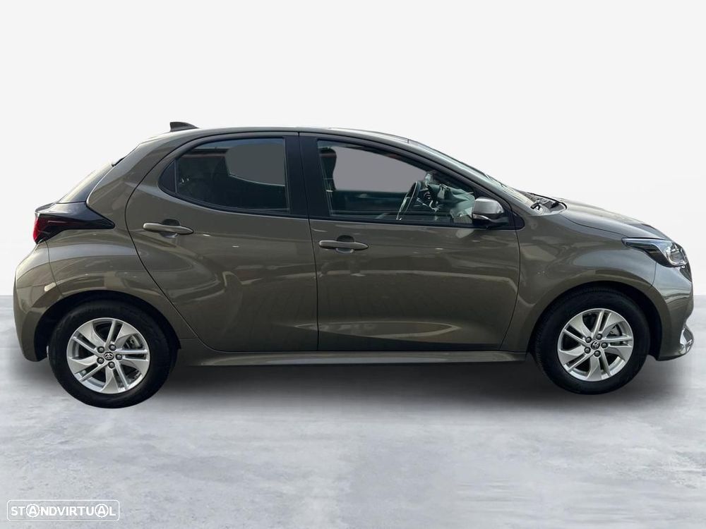 Toyota Yaris - 12