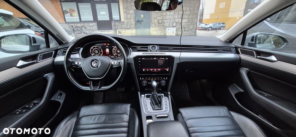 Volkswagen Passat 2.0 TDI BMT 4Mot Highline DSG - 11
