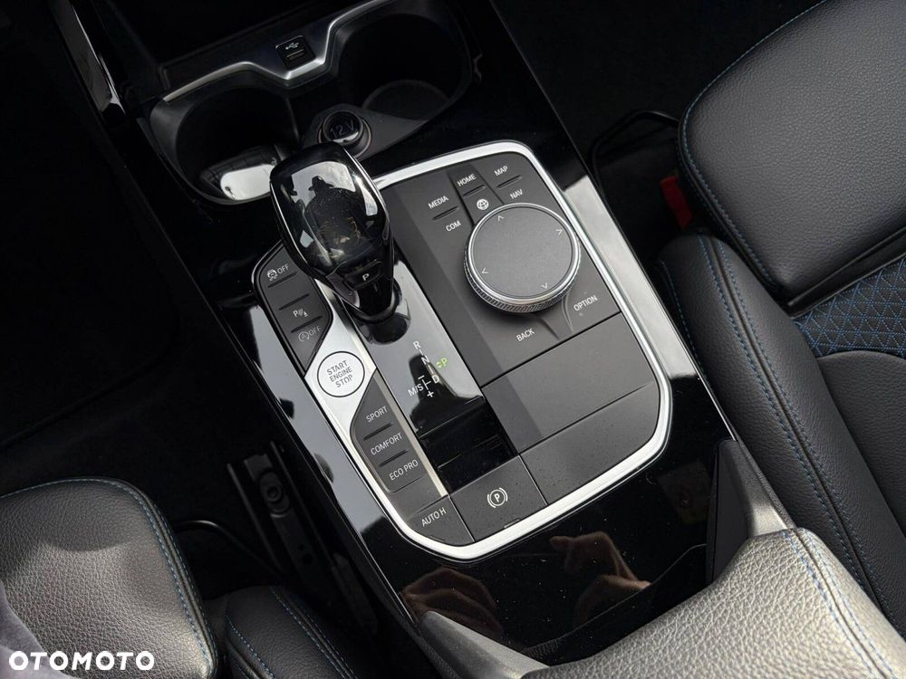 BMW Seria 1 118d M Sport Shadow - 24