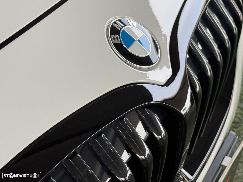 BMW 118 d Pack Desportivo M - 56