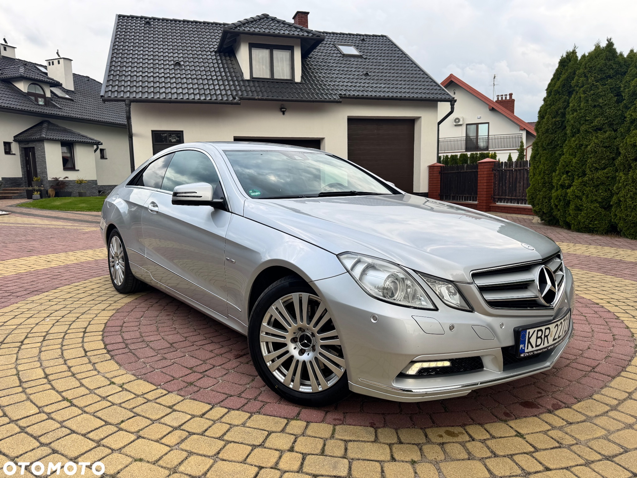 Mercedes-Benz Klasa E 350 CGI Cabrio BlueEFFICIENCY 7G-TRONIC Avantgarde - 10