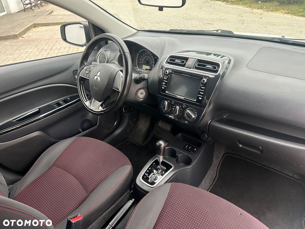Mitsubishi Space Star 1.2 Clear Tec CVT Diamant Edition+ - 11