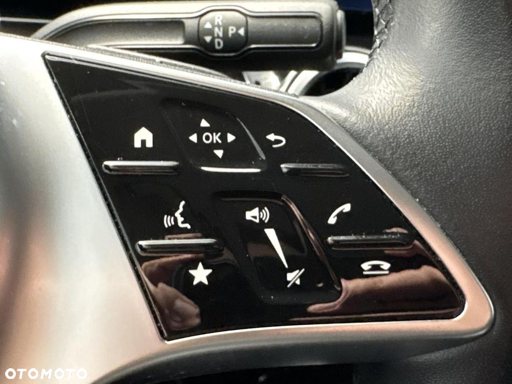 Mercedes-Benz GLA 200 Progressive - 17