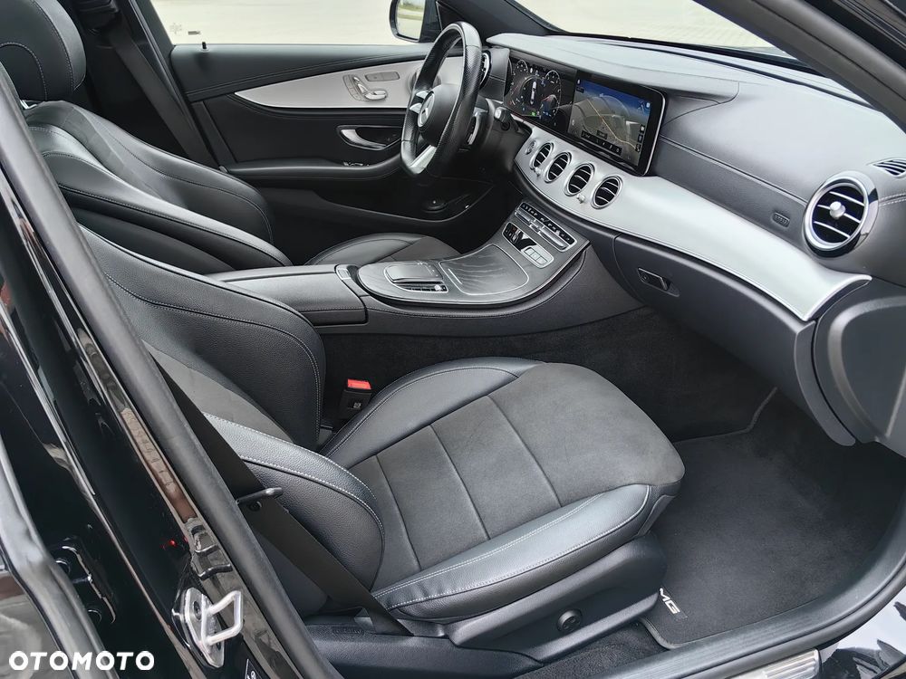 Mercedes-Benz Klasa E 450 4-Matic AMG - 22