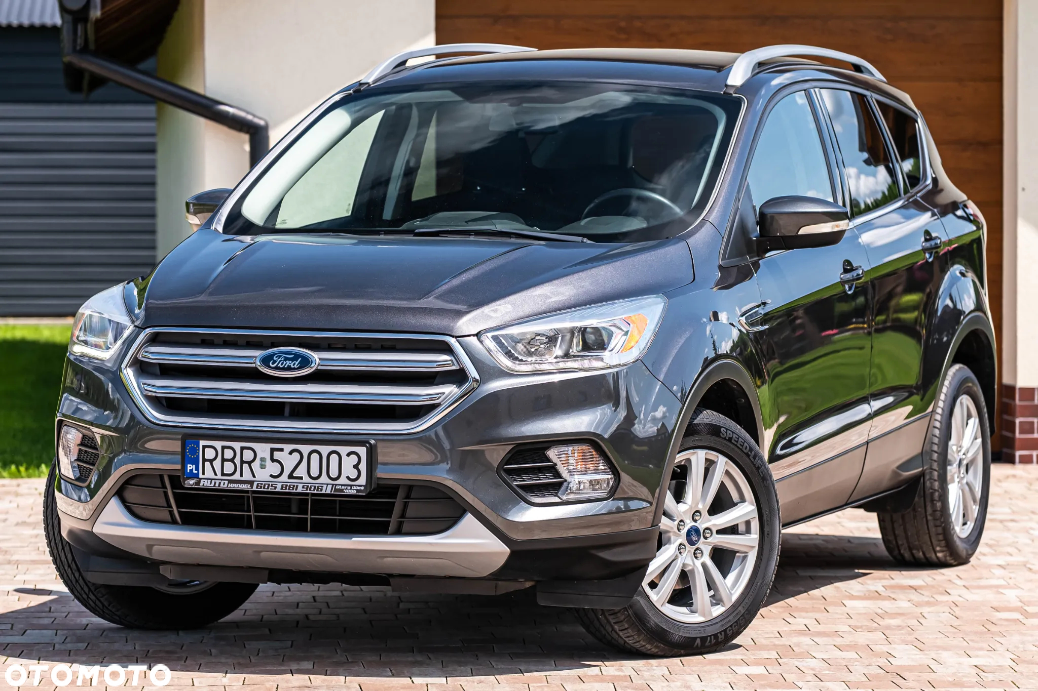 Ford Kuga 1.5 EcoBoost 2x4 SYNC - 2