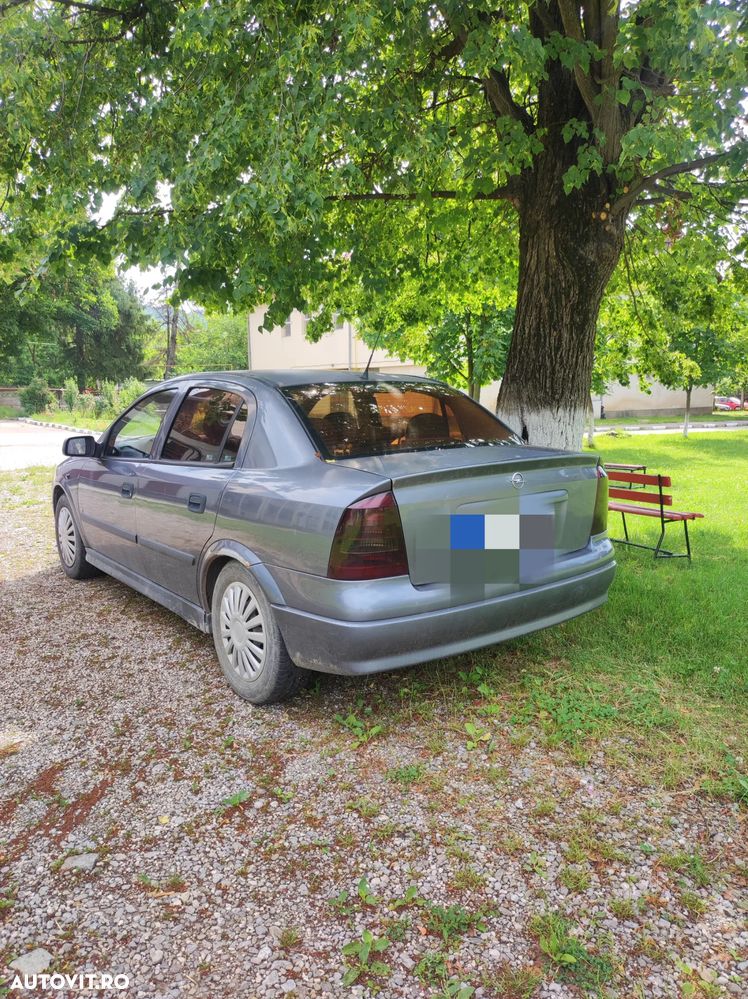 Opel Astra - 3