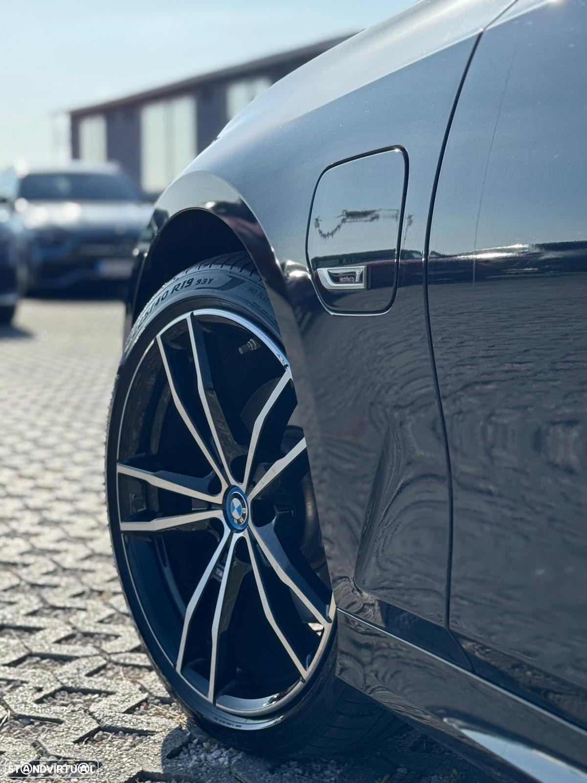 BMW 320 e Touring Pack M Auto - 11