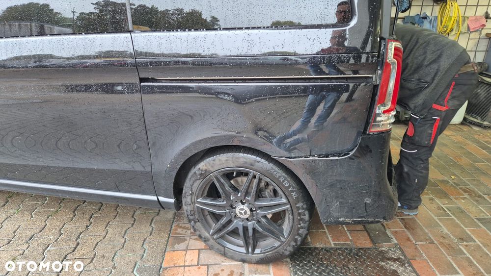 Mercedes-Benz Klasa V 300 d kompakt 9G-TRONIC Style - 30