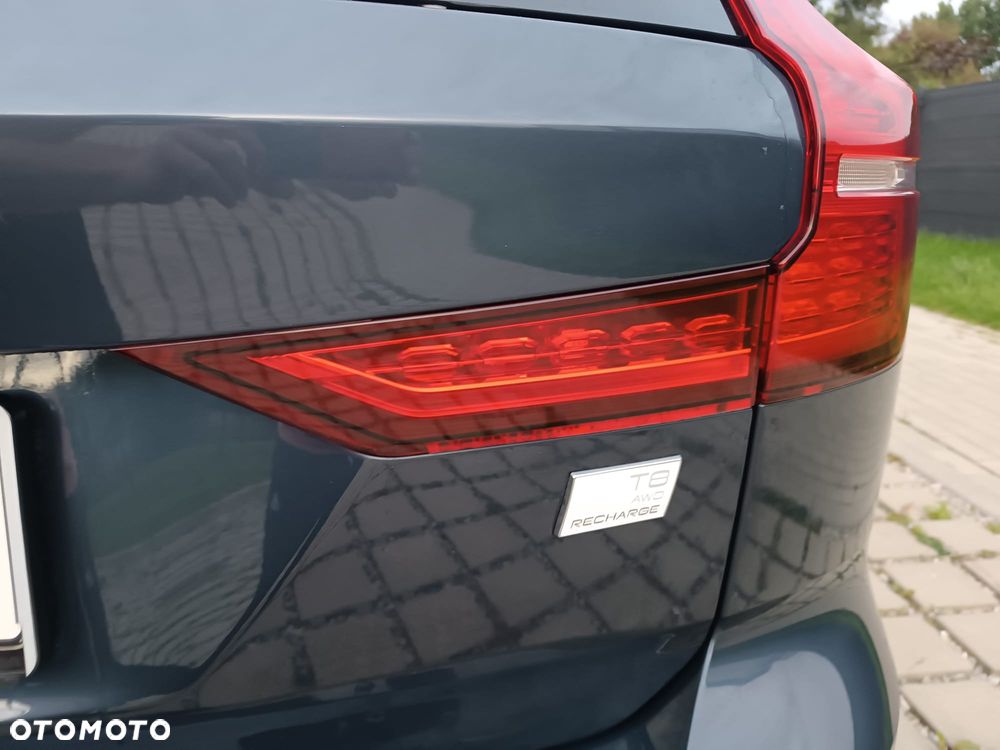 Volvo V60 T8 AWD Plug-In Hybrid Plus Dark - 15