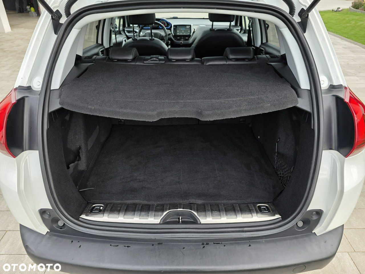 Peugeot 2008 1.2 Pure Tech Crossway S&S - 11