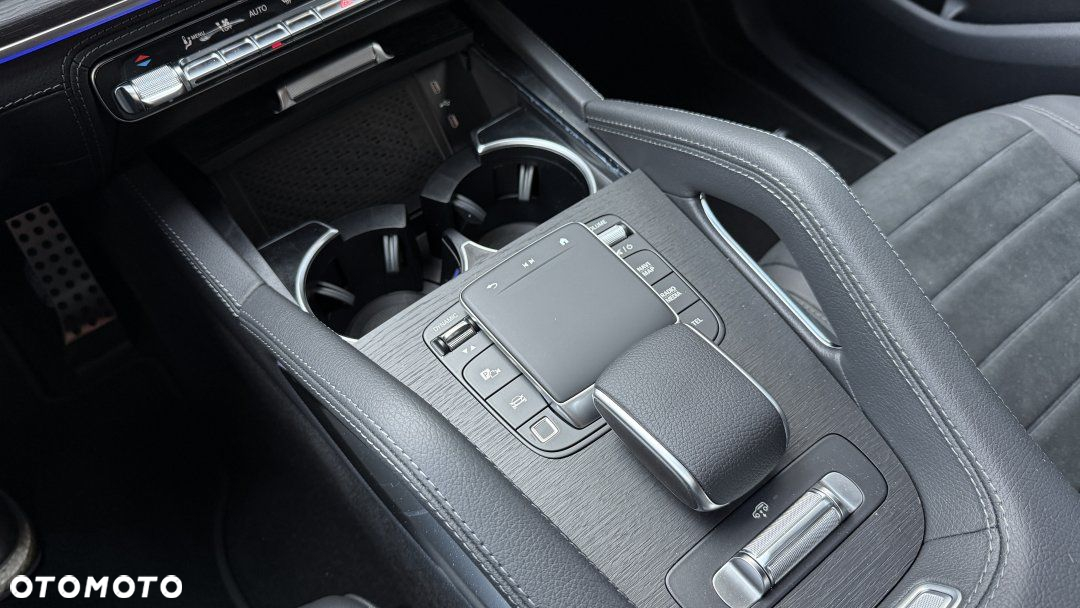 Mercedes-Benz GLE - 10