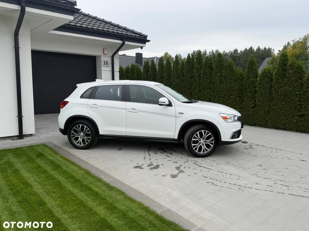 Mitsubishi ASX - 4