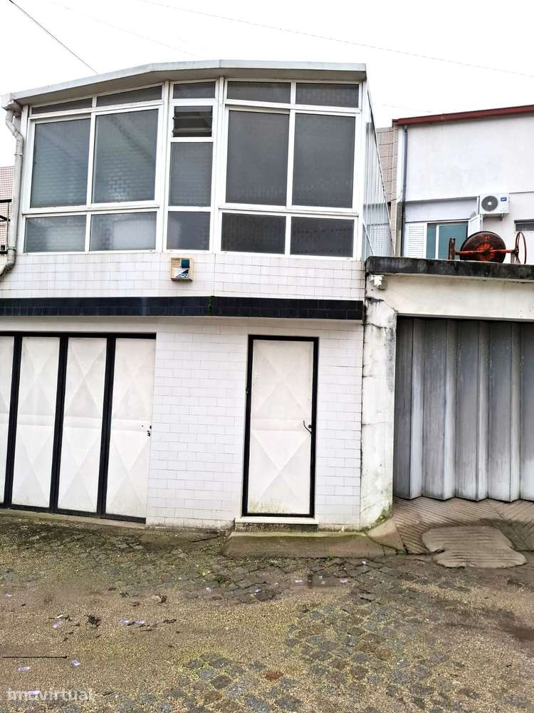 Moradia T2 com Terraço de 40 m² e Garagem – Areosa (Circunvalação) - Grande imagem: 5/10