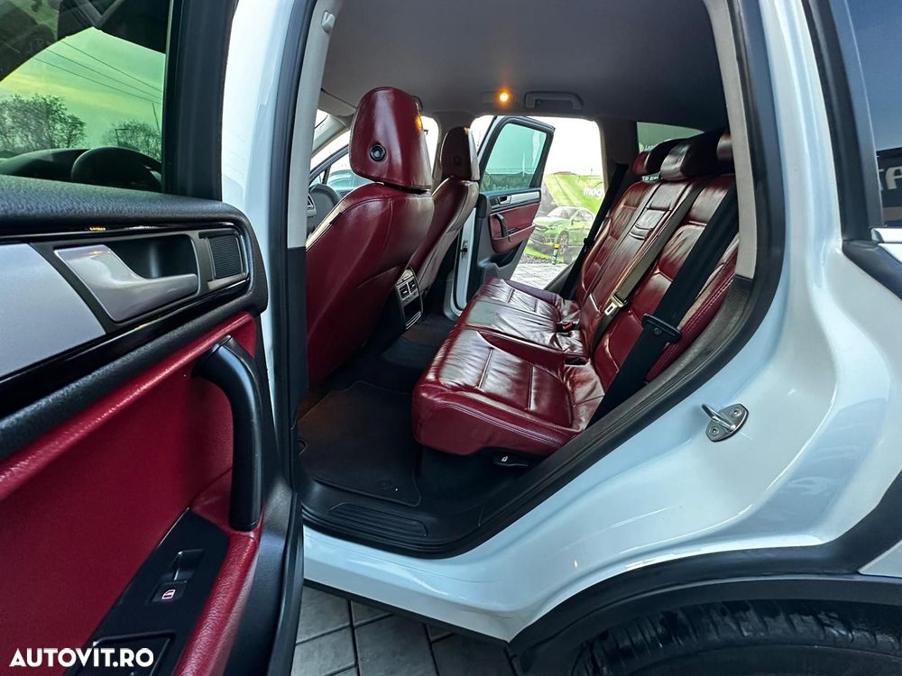 Volkswagen Touareg - 8