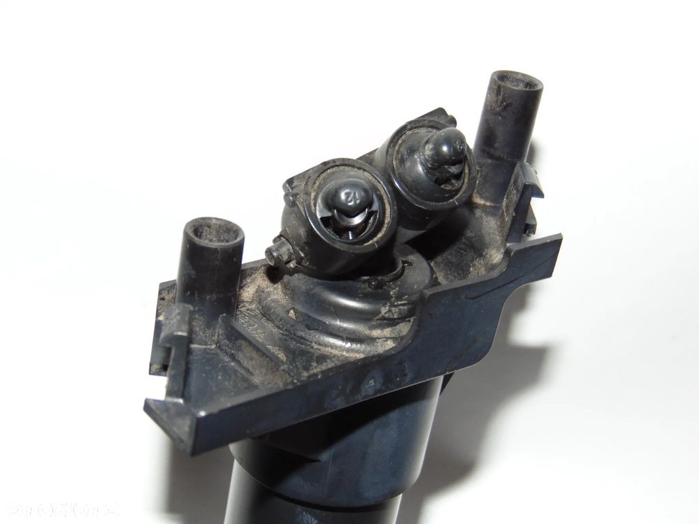 ORYGINAŁ spryskiwacz sprysk lampy lewy prawy Opel Astra H III 04-07r - 14