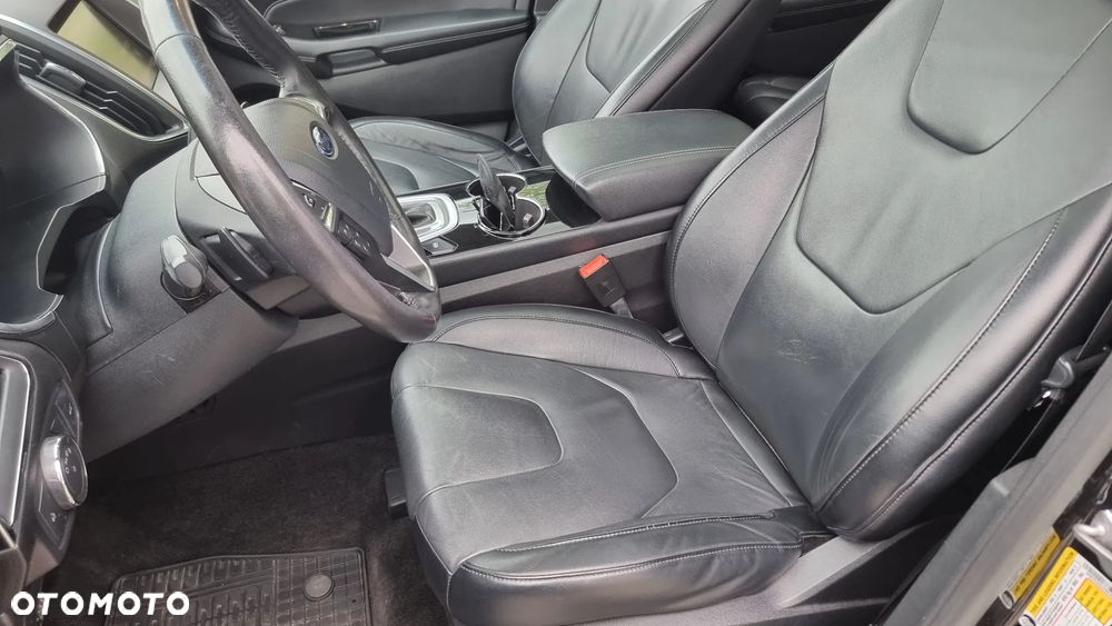 Ford Edge - 22