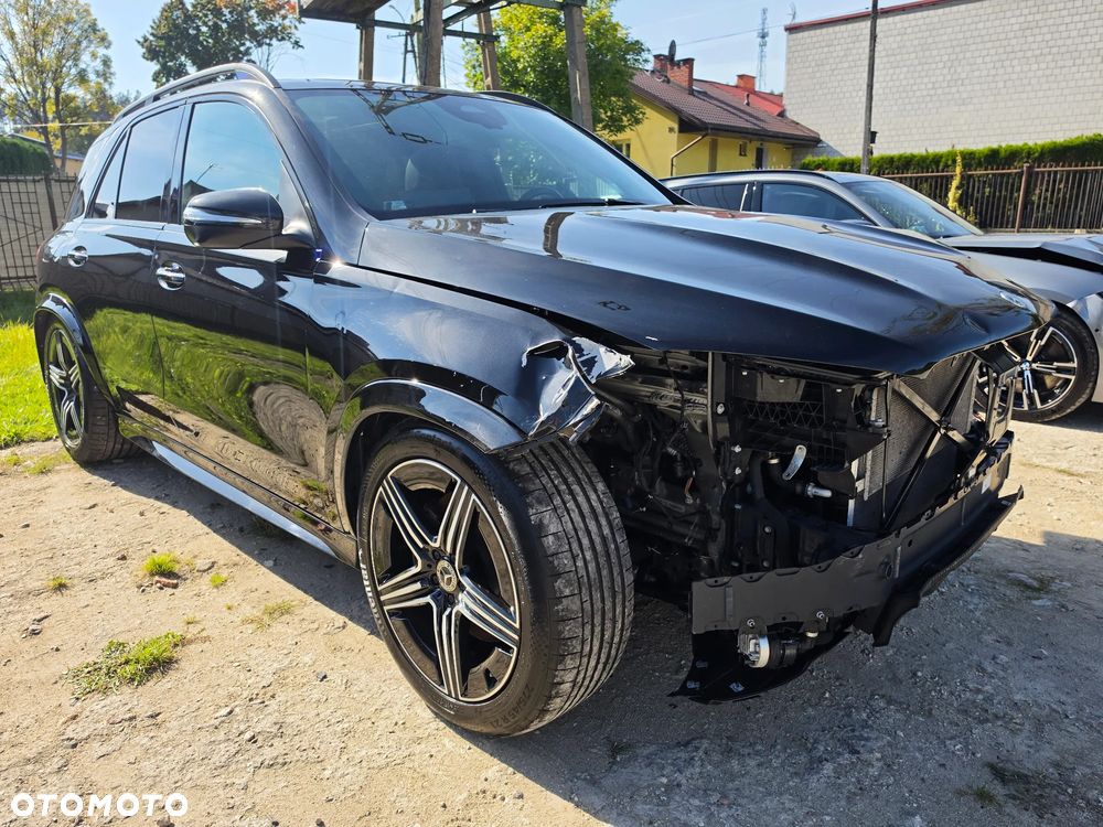 Mercedes-Benz GLE 300 d mHEV 4-Matic AMG Line - 11