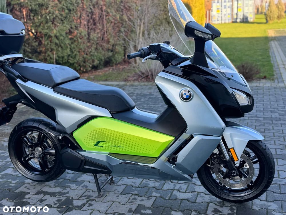 BMW CE 04 - 2