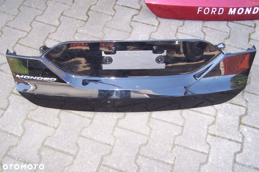 Ford Mondeo mk5 nakładka na klapę hatchback - 1