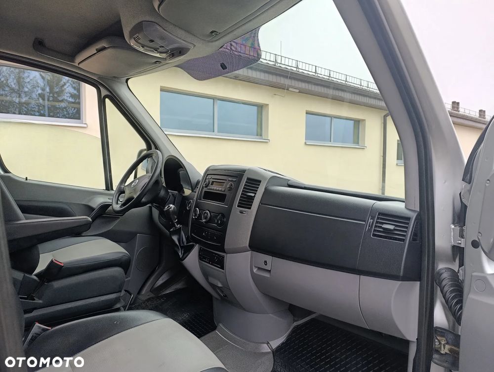 Volkswagen Crafter - 12