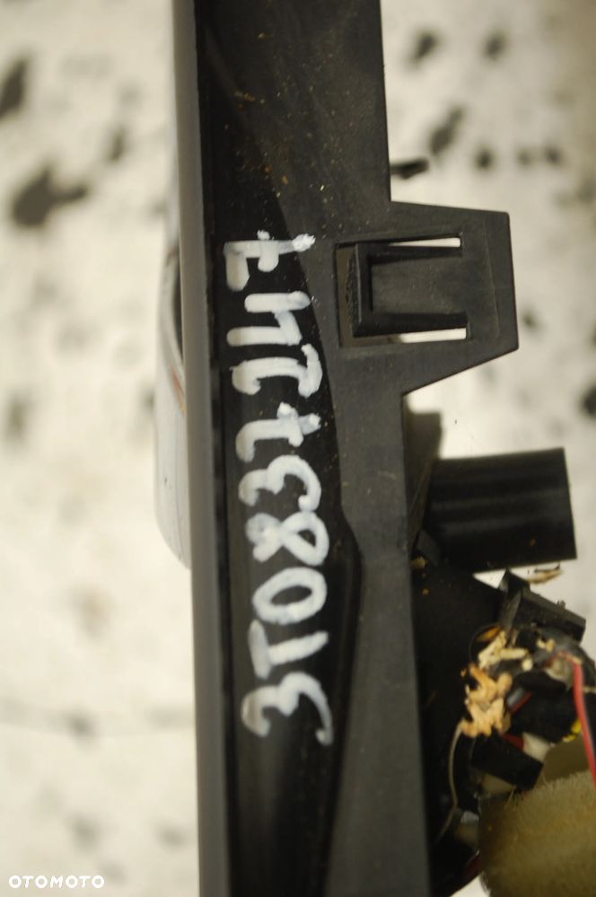 KLAMKA WEWNĘTRZNA LEWY PRZÓD PRZEDNIA LEWA SKODA SUPERB II 3T0837247 - 3