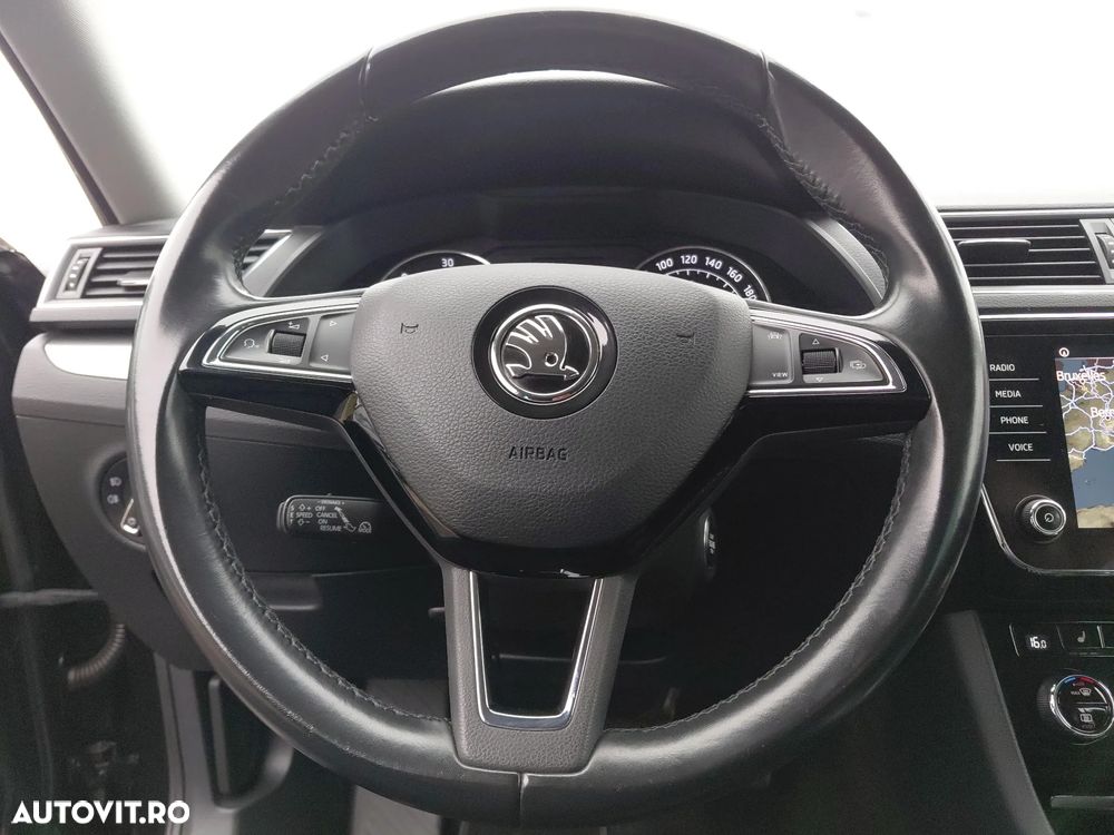 Skoda Superb 2.0 TDI DSG Style - 21