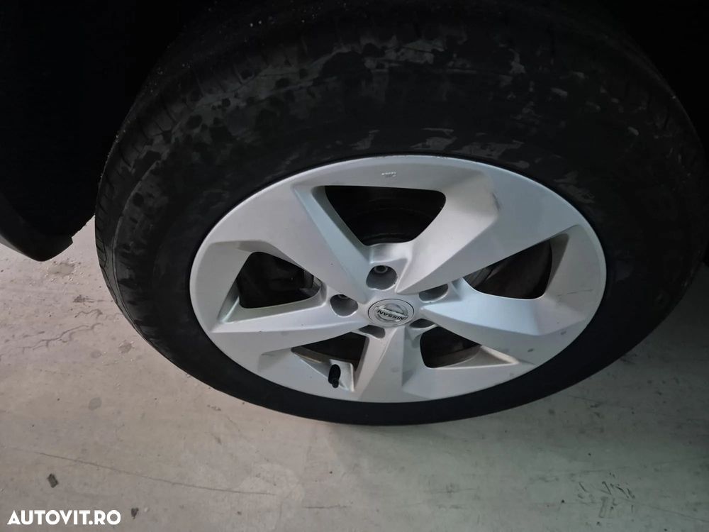 Nissan Qashqai+2 - 6