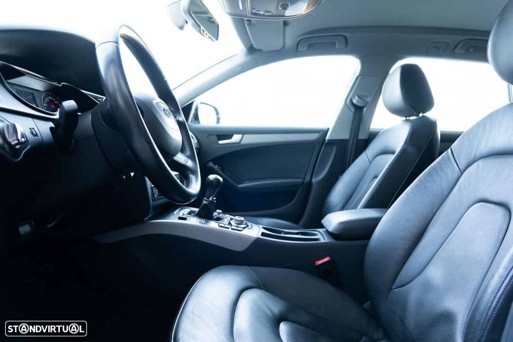 Audi A4 Avant 2.0 TDi - 5