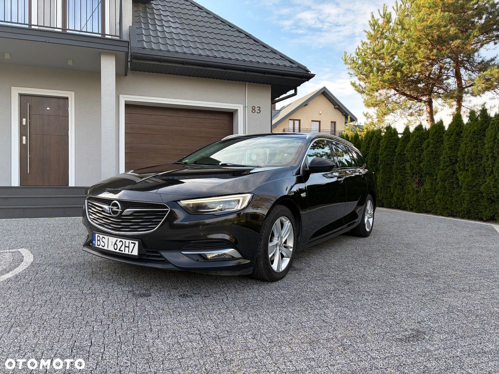 Opel Insignia - 1
