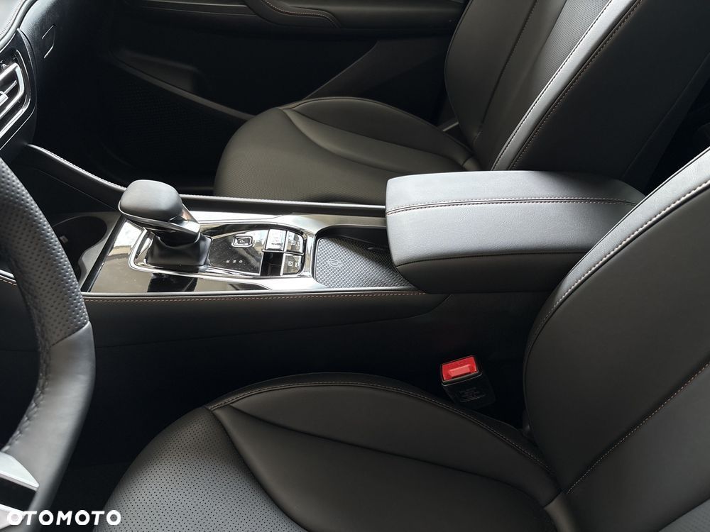 MG HS 1.5T HEV+ Exclusive - 20