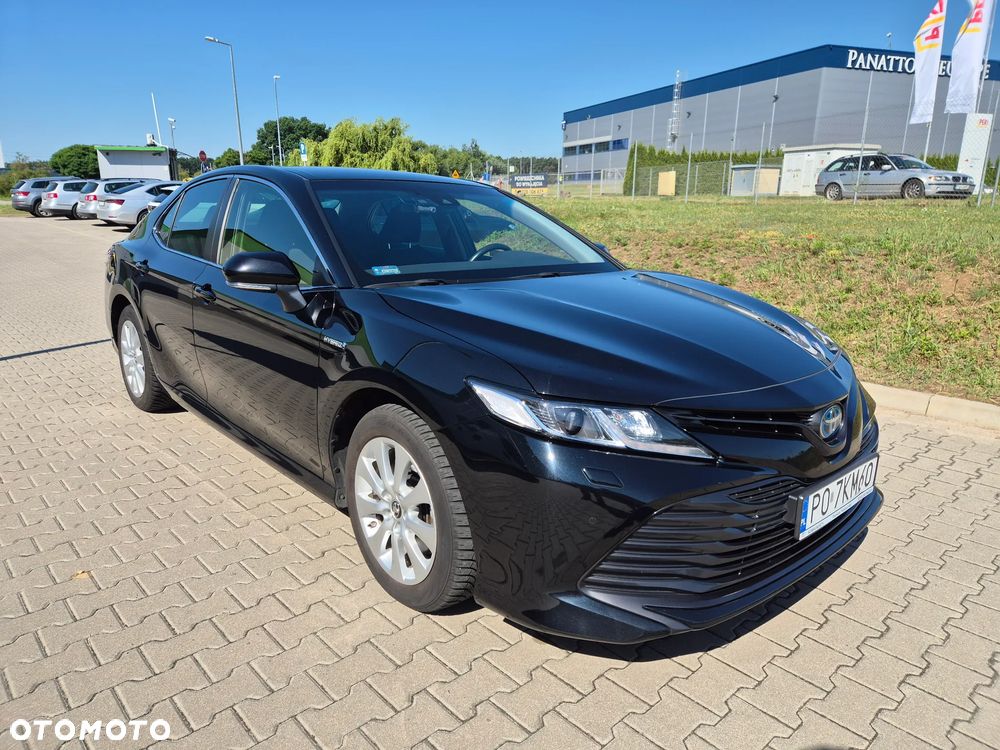 Toyota Camry 2.5 Hybrid Comfort CVT - 1