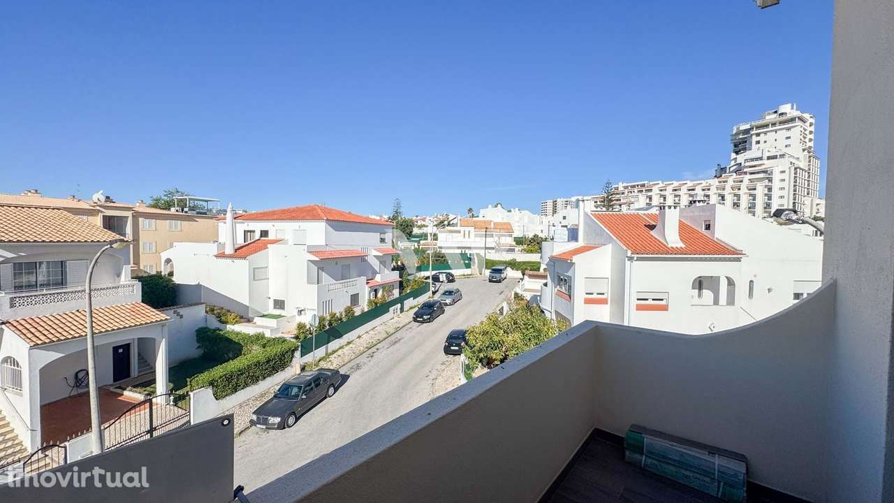 Apartamento T2 Renovado com Varanda em Montechoro, a Minutos da Praia - Grande imagem: 5/26