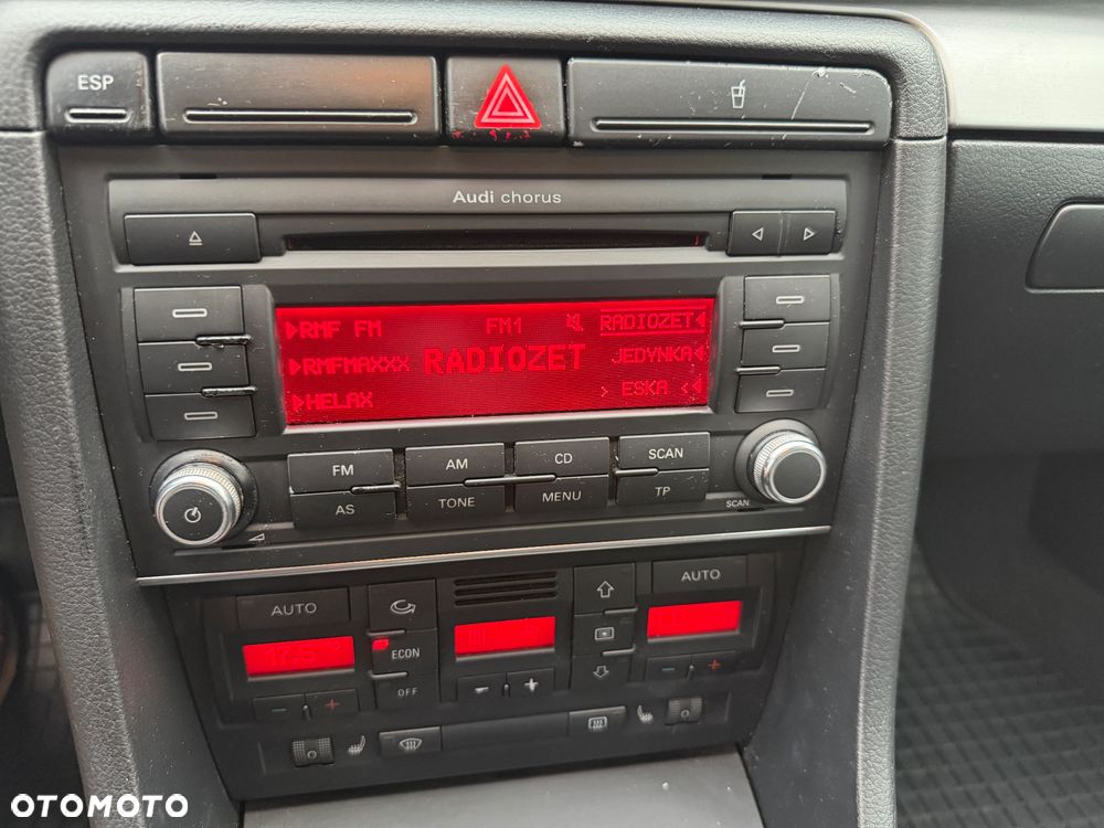 Audi A4 Avant 2.0 TDI - 19
