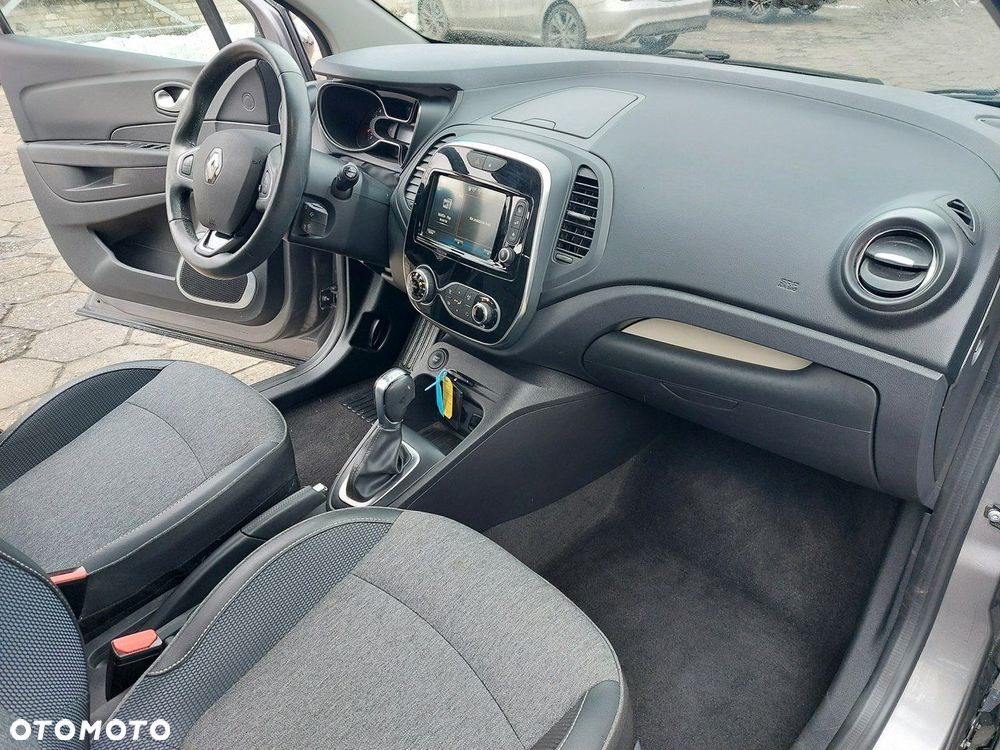 Renault Captur - 13