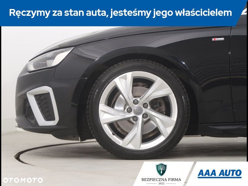 Audi A4 Limousine - 17