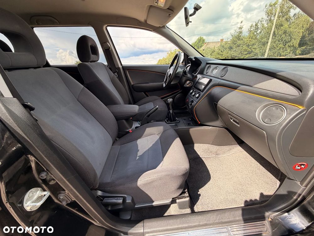 Mitsubishi Outlander - 10